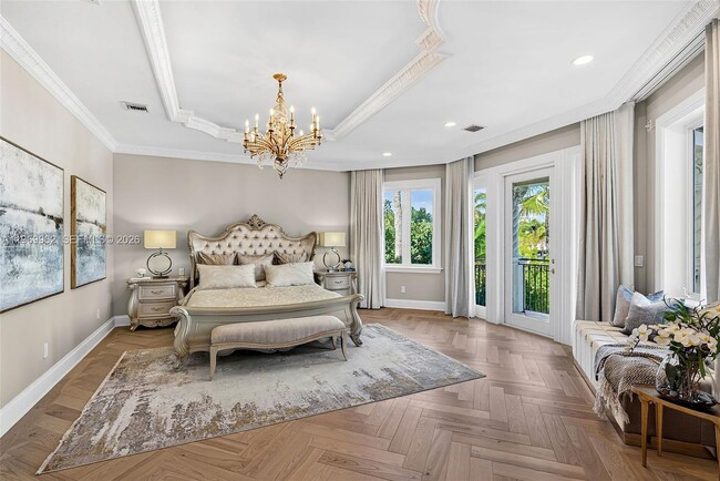 Building Photo - 628 Coral Way