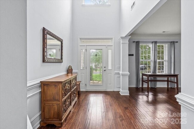 Building Photo - 9920 Eden Hall Ct