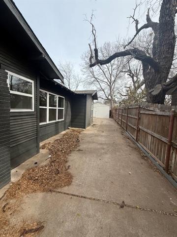 Building Photo - 1325 Highland Ave