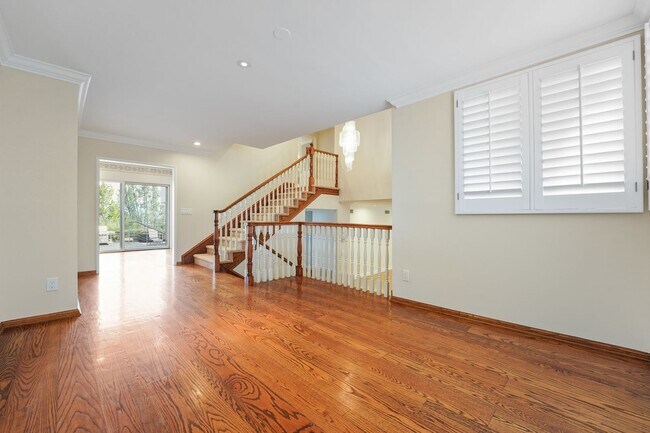 Building Photo - This stunning 5 Bed / 3 Bath Home South of Ventura Boulevard with pool and panoramic views is now...