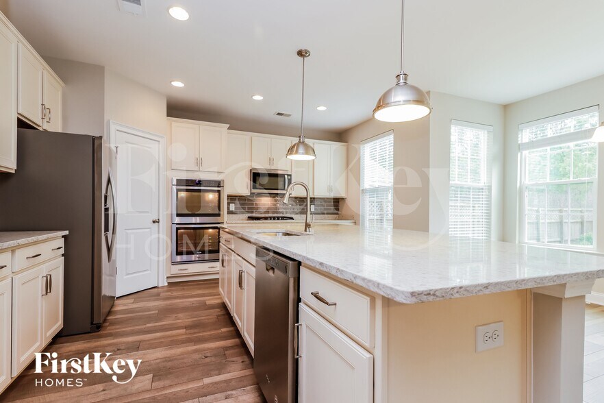 Building Photo - 149 Koban Dori Rd