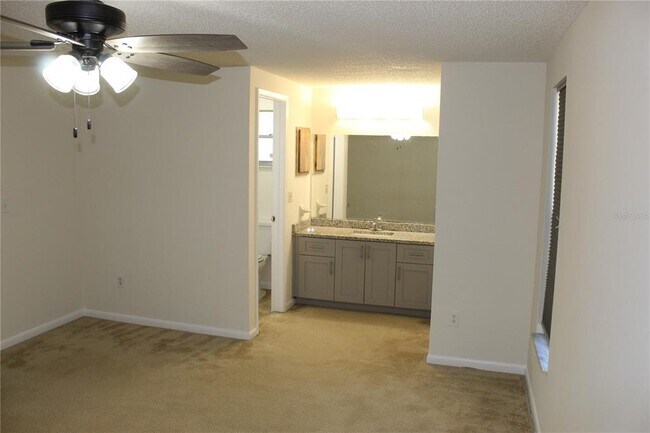 Building Photo - 15808 Spring Crest Cir