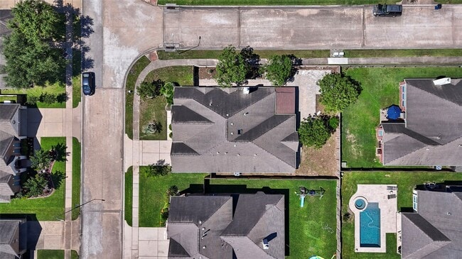 Building Photo - 22022 Bridgestone Hawk Ct