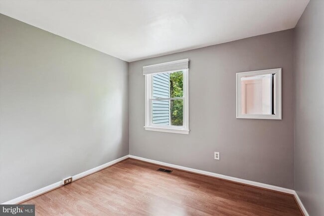 Building Photo - 8230 Goldstream Ct