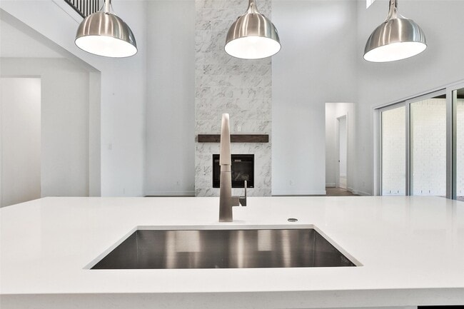 Building Photo - 91 Perennial Cyn Dr