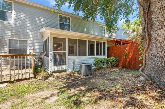 Building Photo - 2467 Nugget Ln