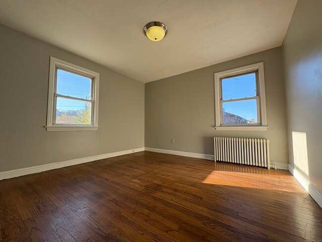 Building Photo - 600 Wadsworth St