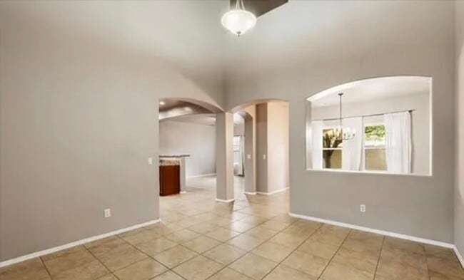 Building Photo - Great Mountain Gate Home 3 bed, 2 1/2 bath home with 2 car garage Property Pros Property Manageme...