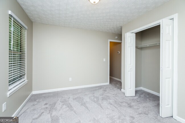 Building Photo - 4508 High Grove Ct NW