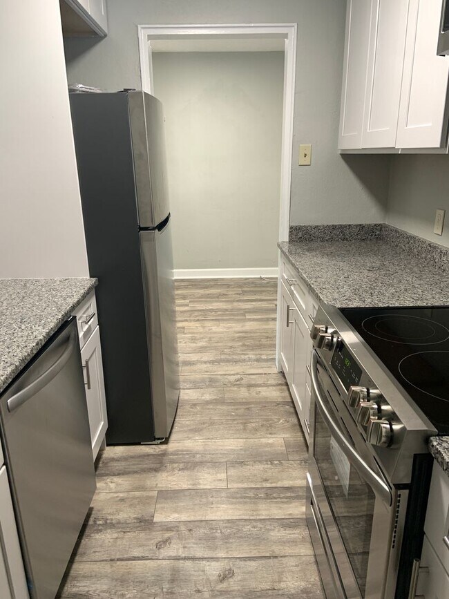 Building Photo - One level living! 3 bed 1 bath rancher in Glen Burnie.