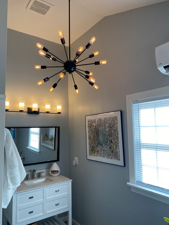 Building Photo - 21179 Savage St