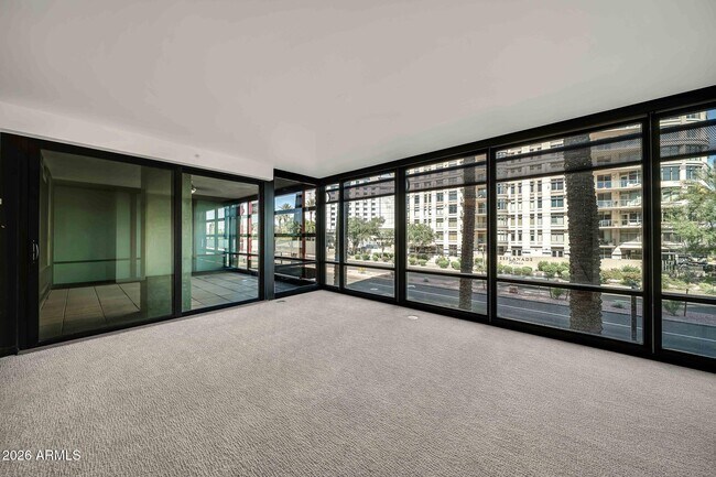 Building Photo - 4808 N 24th St