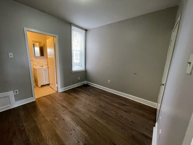 Building Photo - 1309 W Allegheny Ave