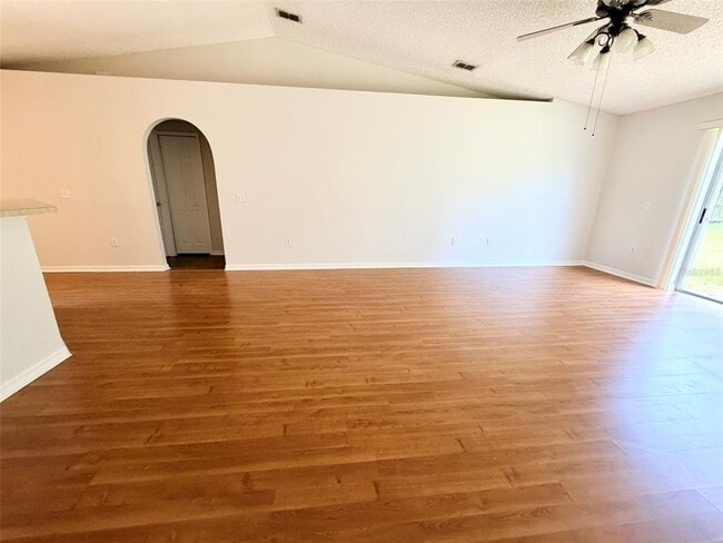 Building Photo - 602 Sun Bluff Ln