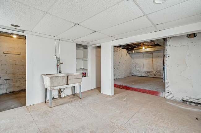 Building Photo - Newly Renovated 3 Bed, 2 Bath Single Family Home in Overbrook Area - Central AC, Off-Street Parki...