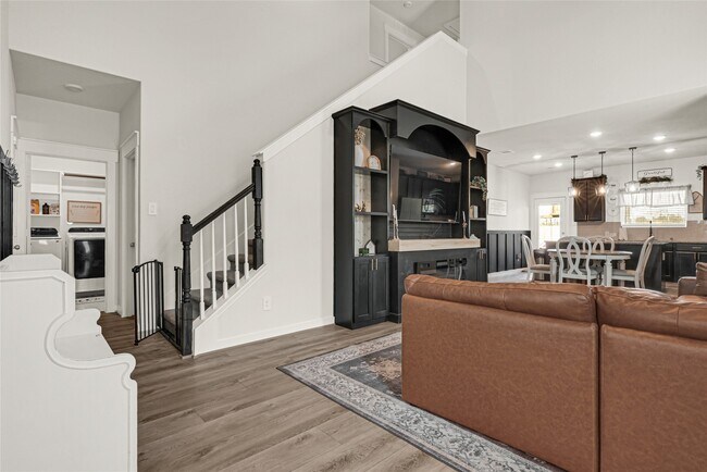 Building Photo - 30260 Kingston Heath Dr