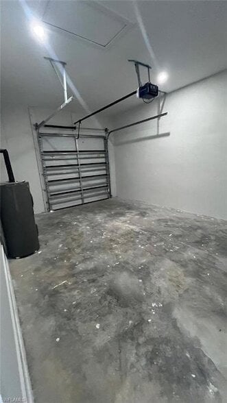 Building Photo - 1009 NE 15th Ln