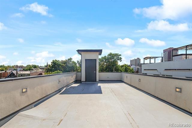 Building Photo - 2414 Glenarm Pl