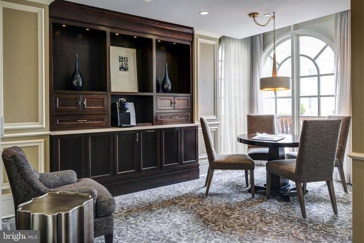 Meeting Room in Lobby - 5 Park Pl