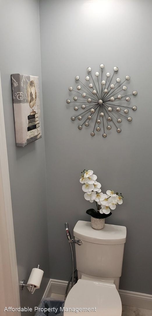 Building Photo - 4 br, 3.5 bath House - 4357 Santee Road