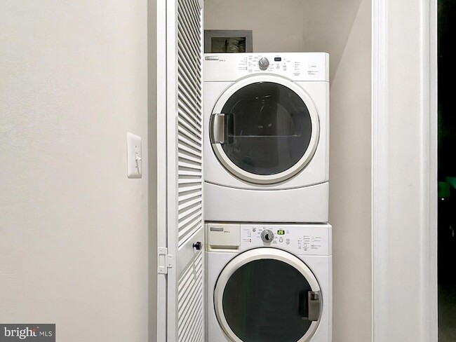 Building Photo - 423 Garrett A Morgan Blvd