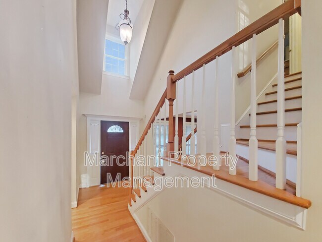 Building Photo - 11 Tupelo Ct