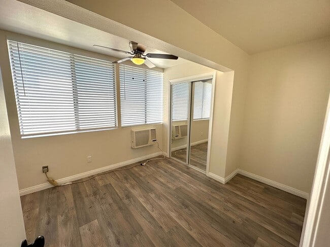 Building Photo - 160 S Michigan