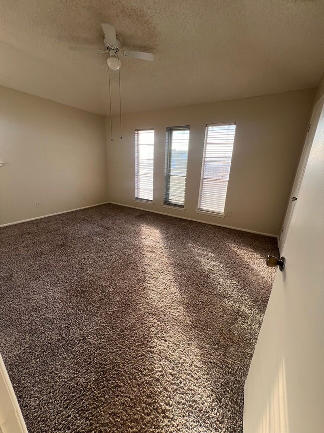 Building Photo - Beautiful Home on a Corner Lot