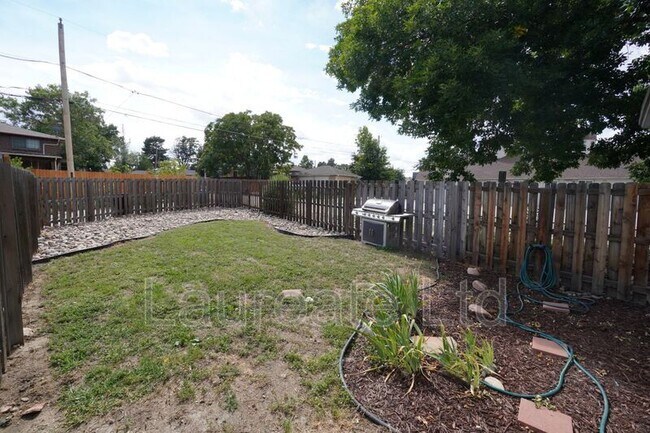Building Photo - 5090 W 36th Ave