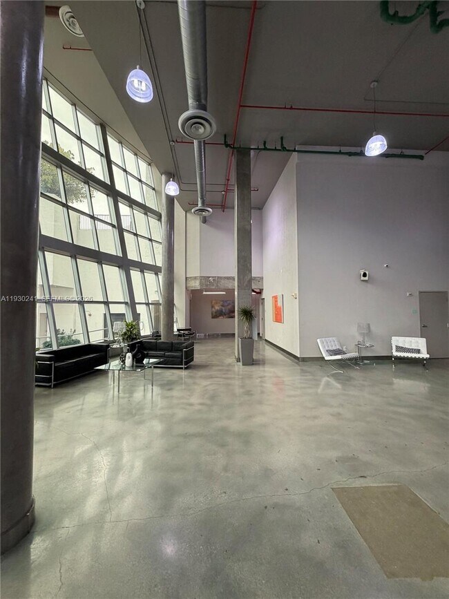 Building Photo - 3029 NE 188th St