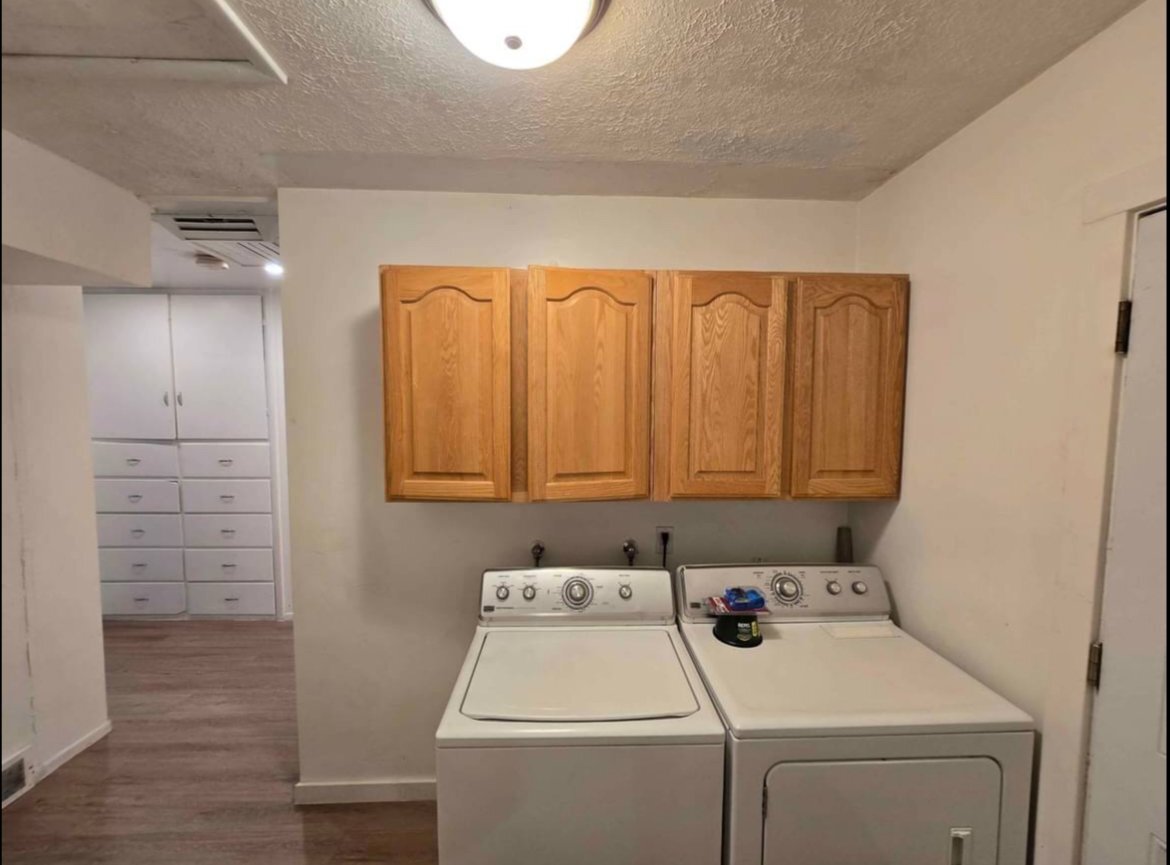 Building Photo - 271 S 700 W