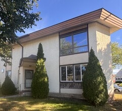 Building Photo - 2108 Campbell Rd