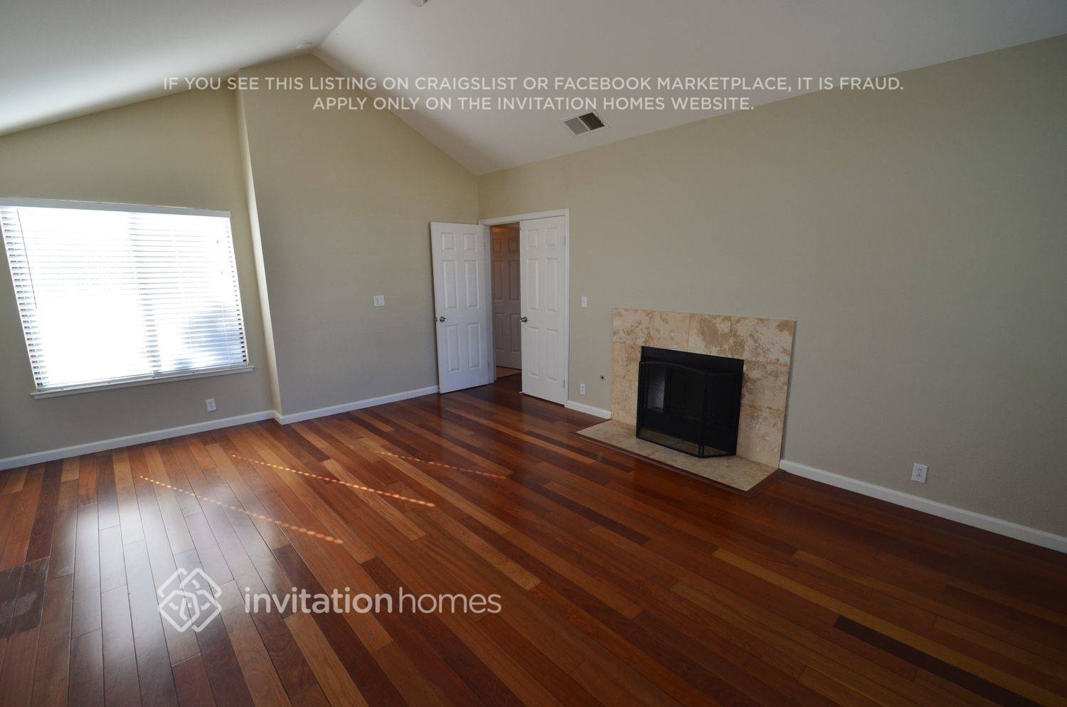 Building Photo - 4436 Deerfield Dr