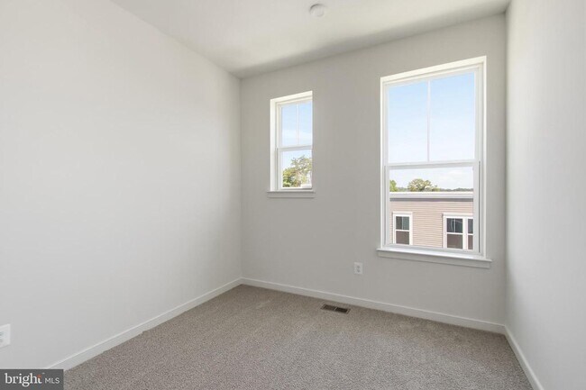 Building Photo - 18002 Alicia Ave