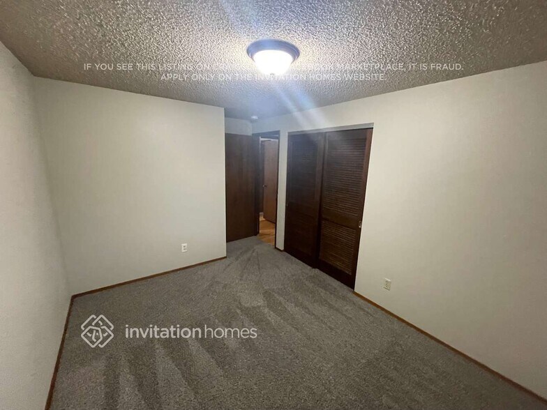 Building Photo - 11002 Dean Ct SW