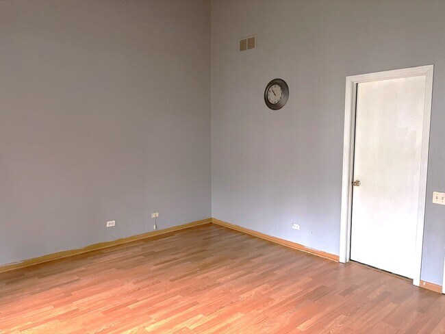 Building Photo - 2528 Bordeaux Ln