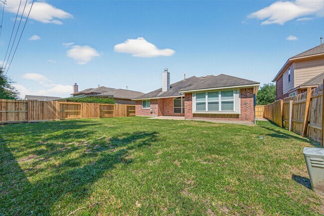 Building Photo - 21511 Venture Park Dr