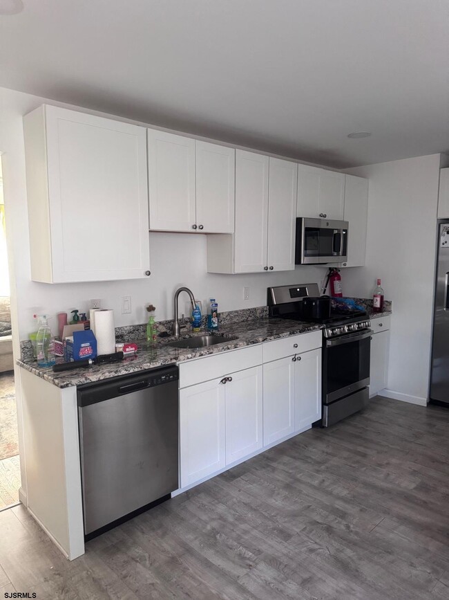 Building Photo - 12 Colwick Dr