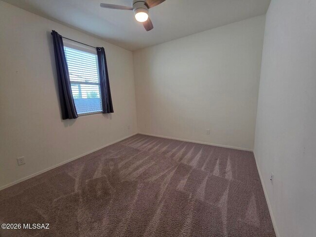 Building Photo - 10800 W Embrey Dr