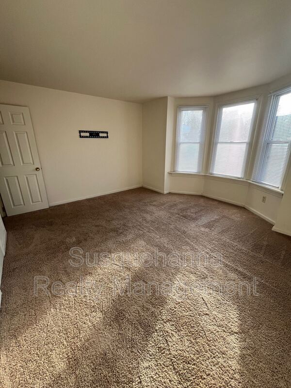 Building Photo - 1816 Boas St