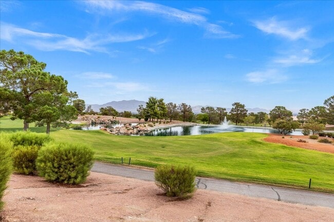 Building Photo - Beautifully Updated 2bd Sun City Summerlin Home with Resort-Style Amenities