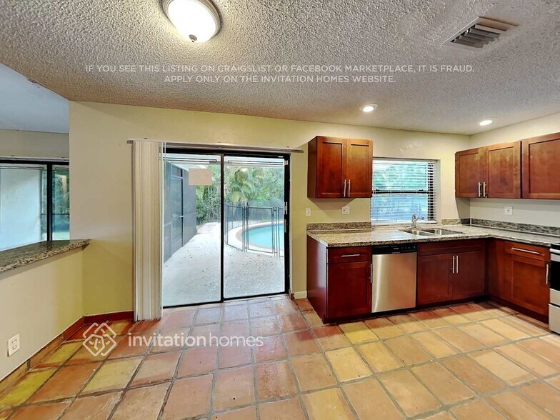 Building Photo - 1406 NW 113th Terrace