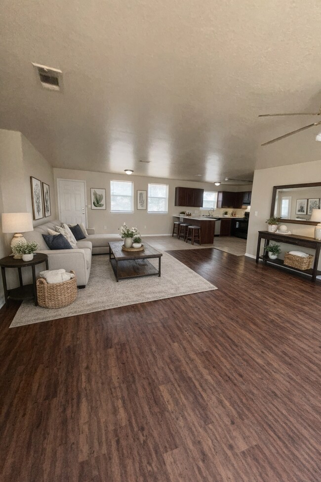 Building Photo - Now Available — Beautiful 3 Bedroom, 2 Bath Home!