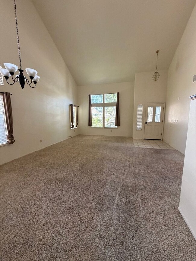 Building Photo - 6416 Silver Hawk Way