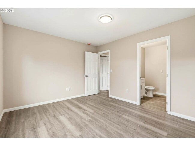 Building Photo - 610 N Earl St