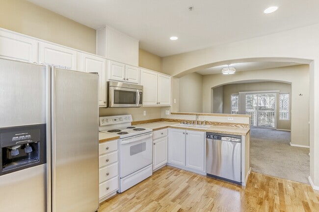 Building Photo - 14120 SW Barrows Rd