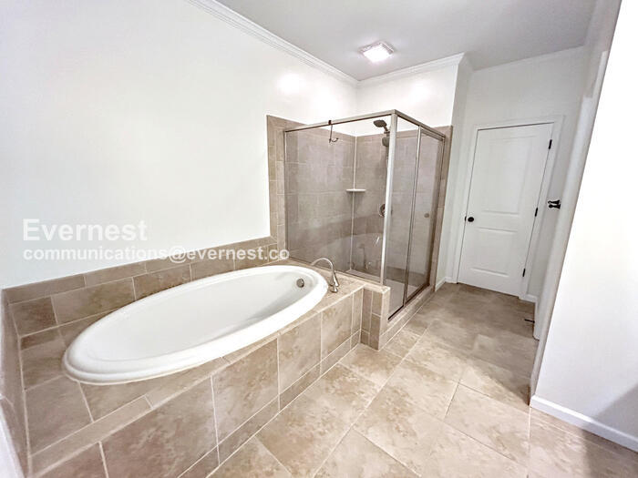 Building Photo - 951 Opelousas Way