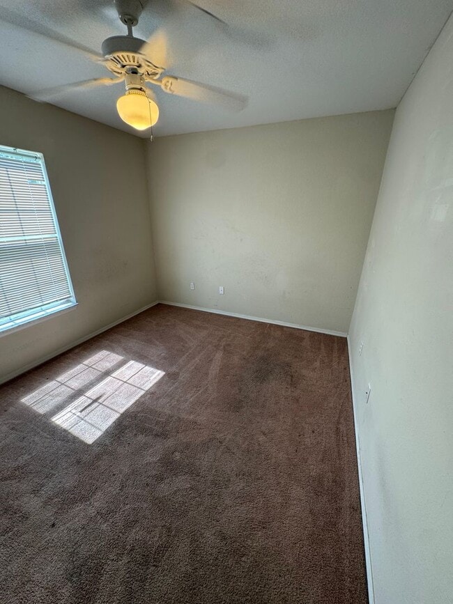 Building Photo - First 2 weeks free offer