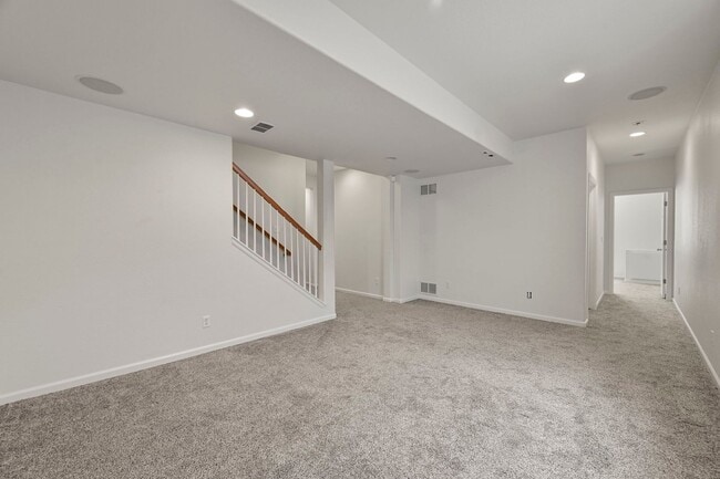 Building Photo - 11850 Kalmath Way