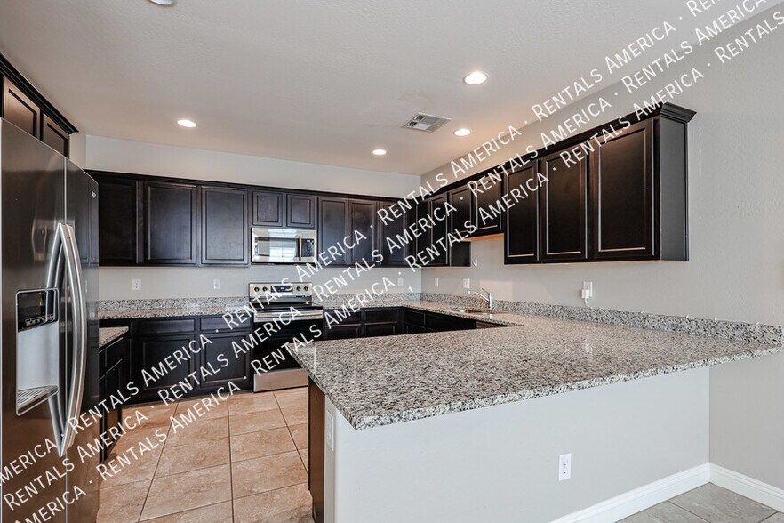 Building Photo - 263 N 69th Pl